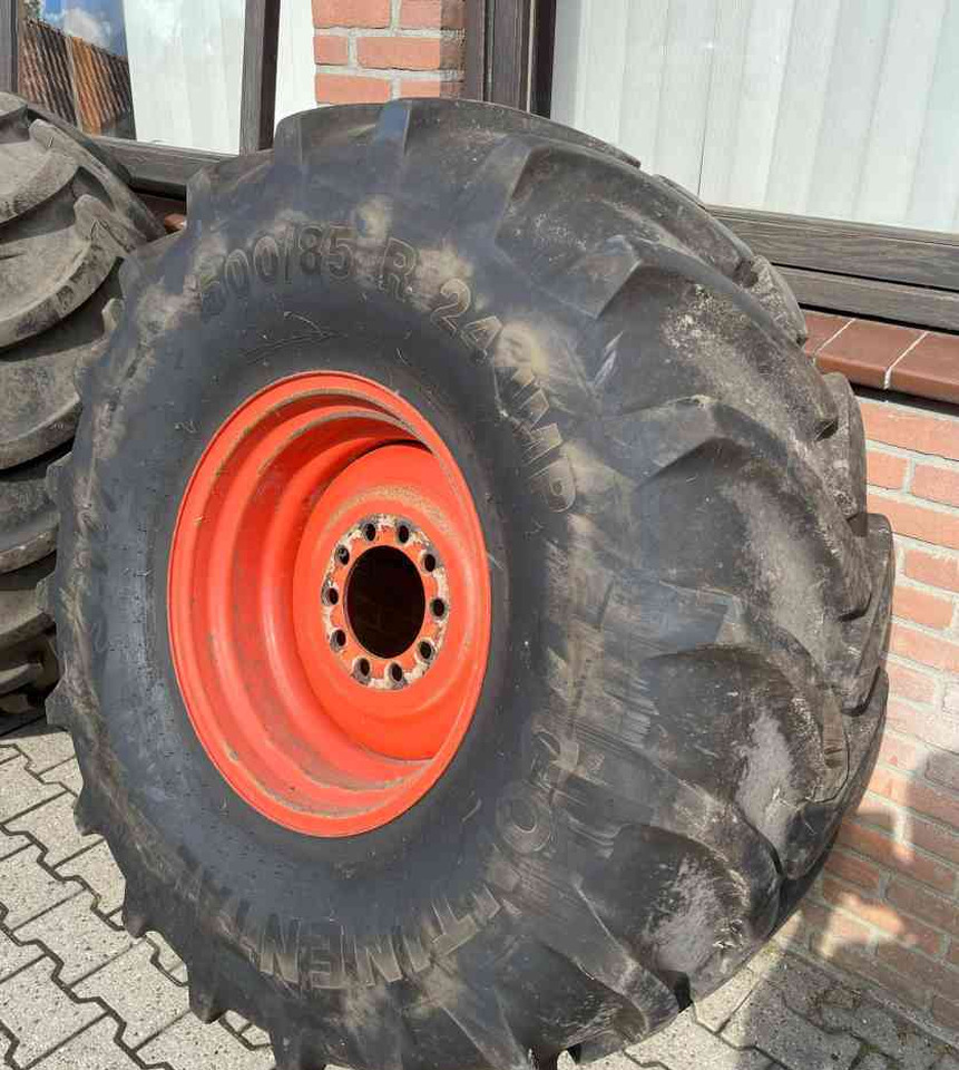 Continental Continental/Mitas 500/85R24 banden, Claas combine diversen - Riepas un diski - Lauksaimniecības tehnika: foto 5 Continental Continental/Mitas 500/85R24 banden, Claas combine diversen - Riepas un diski - Lauksaimniecības tehnika: foto 5