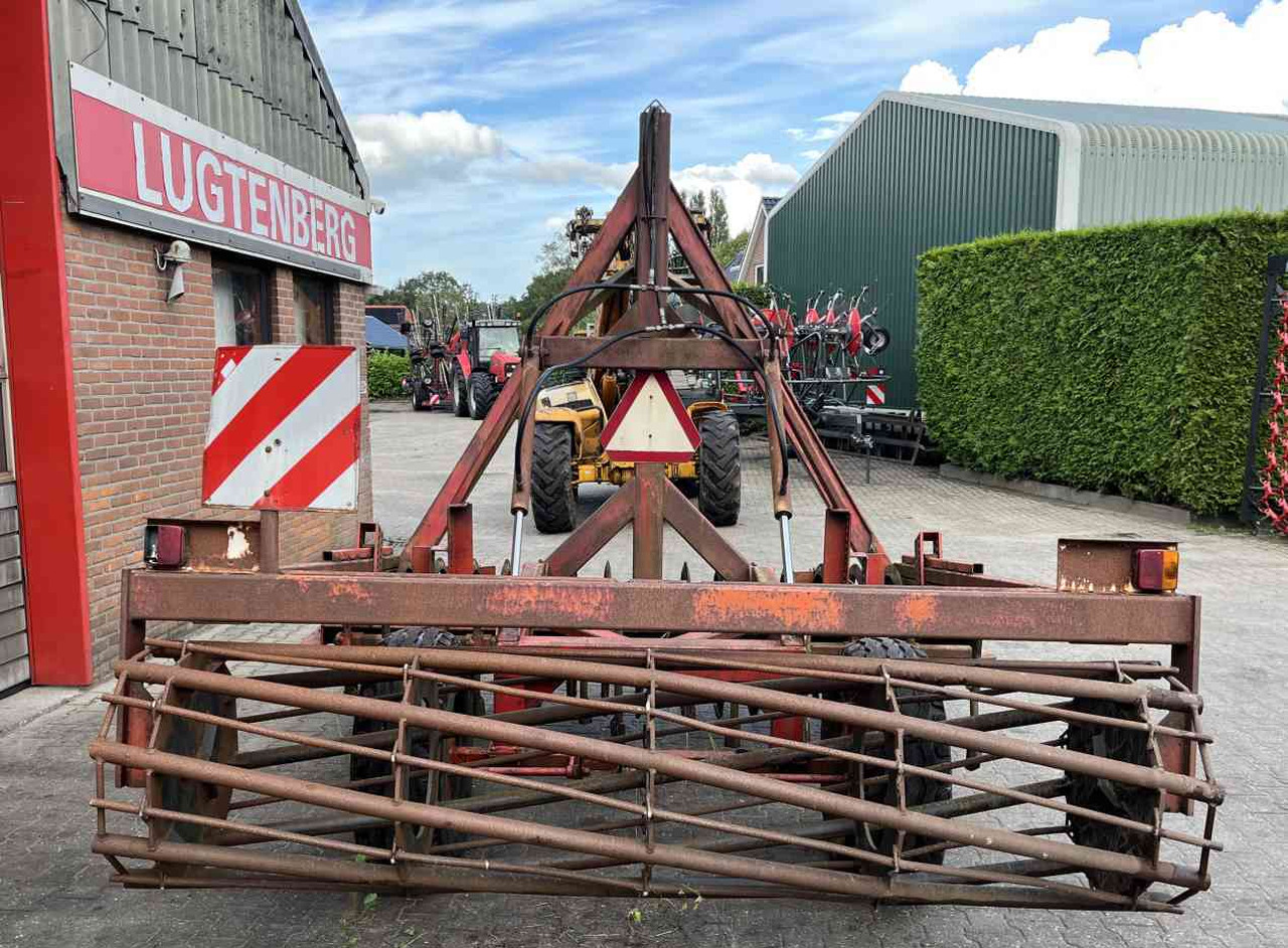 Evers Getrokken Vorenpakker Grondbewerking - Lauka veltnis: foto 5 Evers Getrokken Vorenpakker Grondbewerking - Lauka veltnis: foto 5