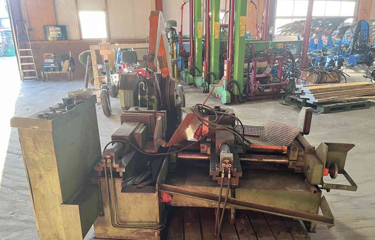 Kasto beugelzaagmachine diversen - Darbagalds: foto 4 Kasto beugelzaagmachine diversen - Darbagalds: foto 4