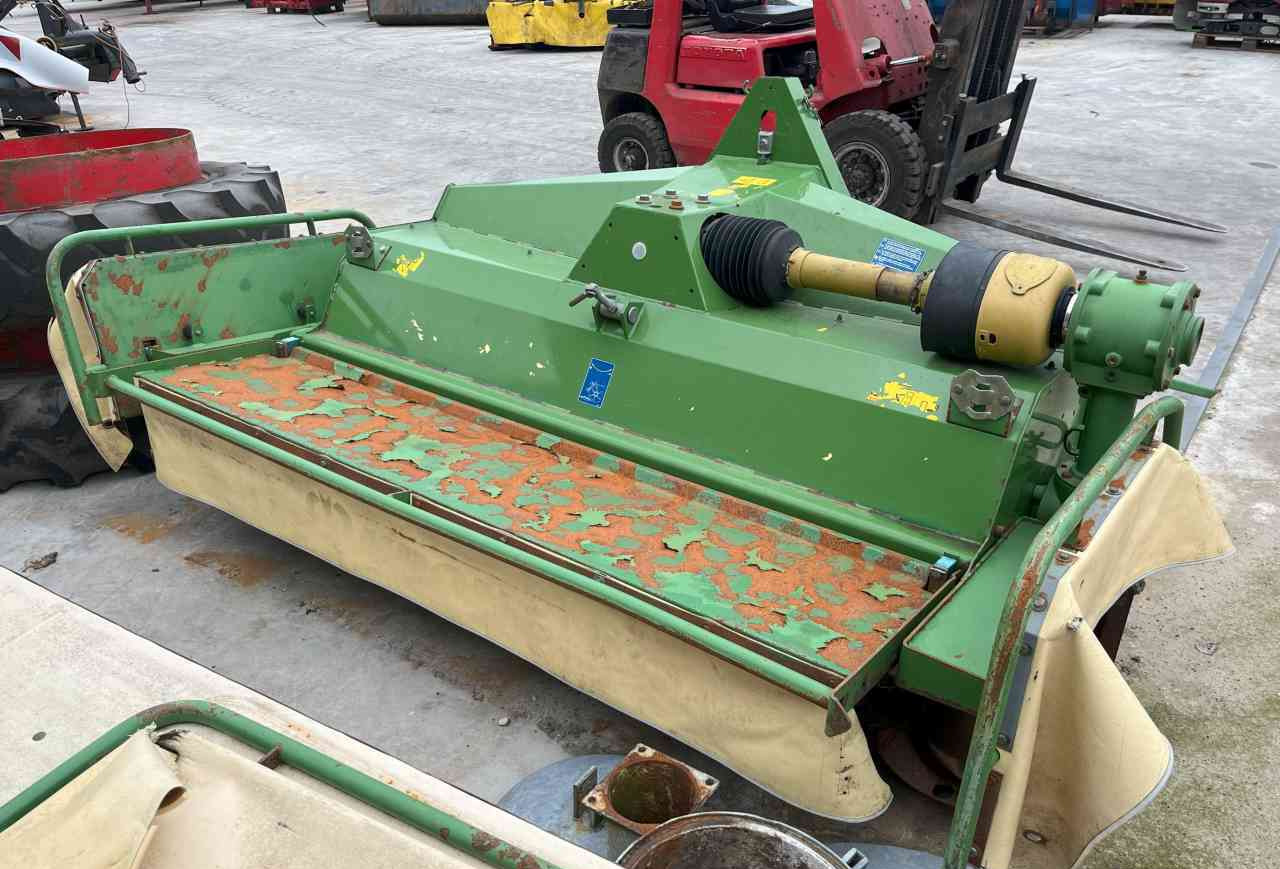 Krone Easycut 28 CV frontmaaier, schijvenmaaier, mower Hooibouwmachines - Pļāvējs: foto 1 Krone Easycut 28 CV frontmaaier, schijvenmaaier, mower Hooibouwmachines - Pļāvējs: foto 1