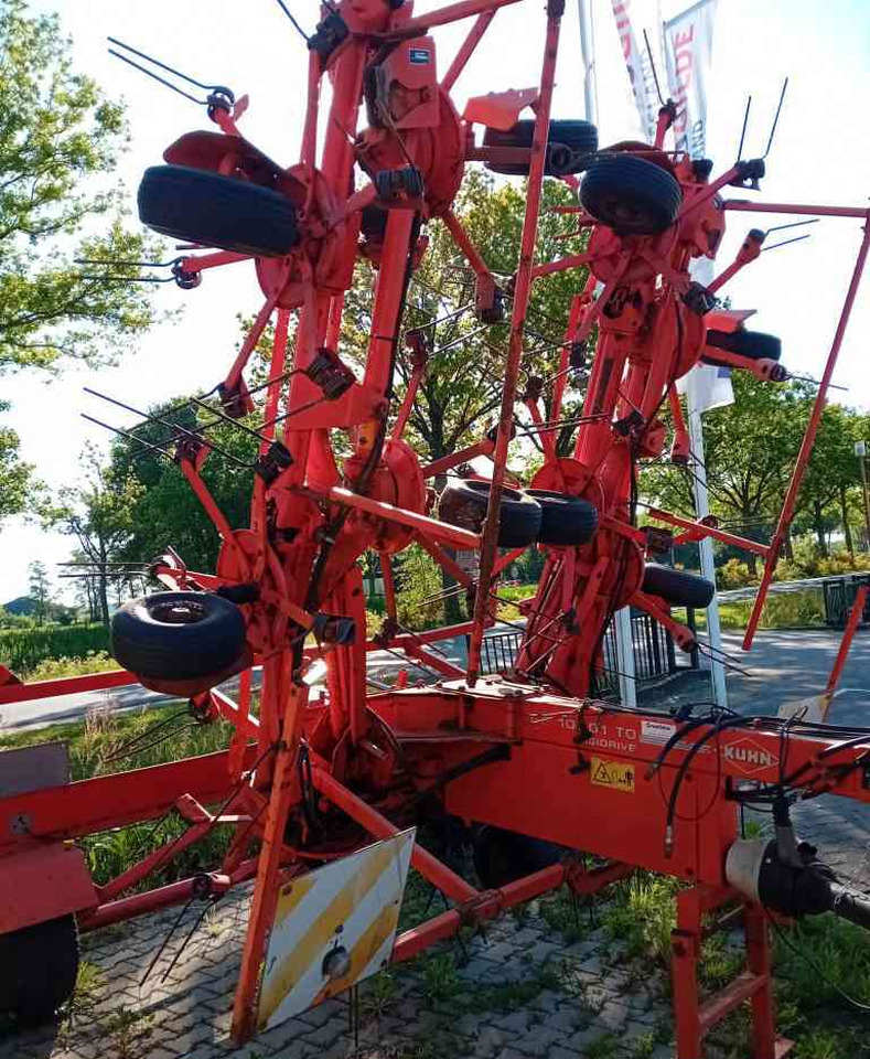 Kuhn GF10601TO schudder, weidebouwmachines - Vālotājs/ Ārdītājs: foto 4 Kuhn GF10601TO schudder, weidebouwmachines - Vālotājs/ Ārdītājs: foto 4
