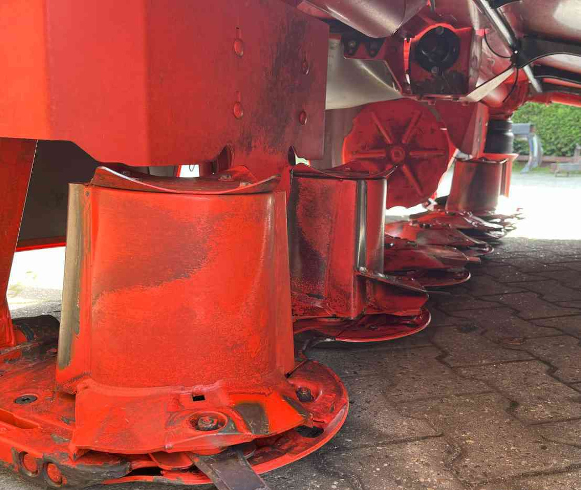 Kuhn GMD3123F-FF frontmaaier weidebouwmachines - Pļāvējs: foto 5 Kuhn GMD3123F-FF frontmaaier weidebouwmachines - Pļāvējs: foto 5