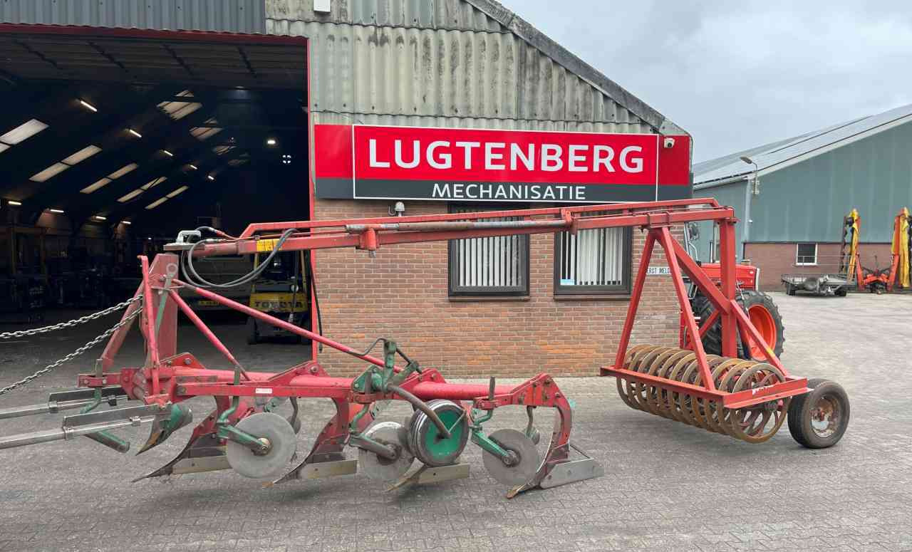 Kverneland 4 schaar ploeg + Evers vorenpakker grondbewerking - Arkls: foto 1 Kverneland 4 schaar ploeg + Evers vorenpakker grondbewerking - Arkls: foto 1