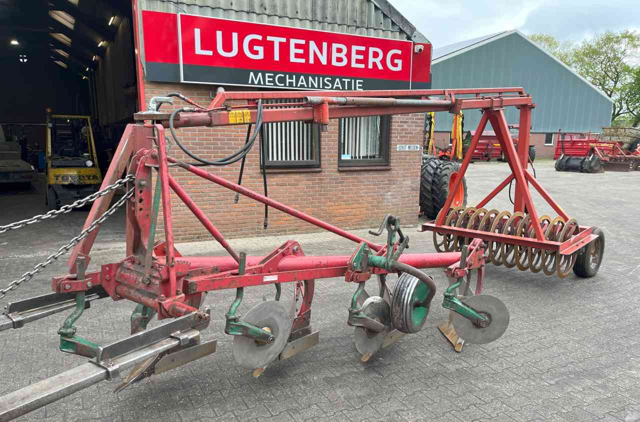 Kverneland 4 schaar ploeg + Evers vorenpakker grondbewerking - Arkls: foto 2 Kverneland 4 schaar ploeg + Evers vorenpakker grondbewerking - Arkls: foto 2