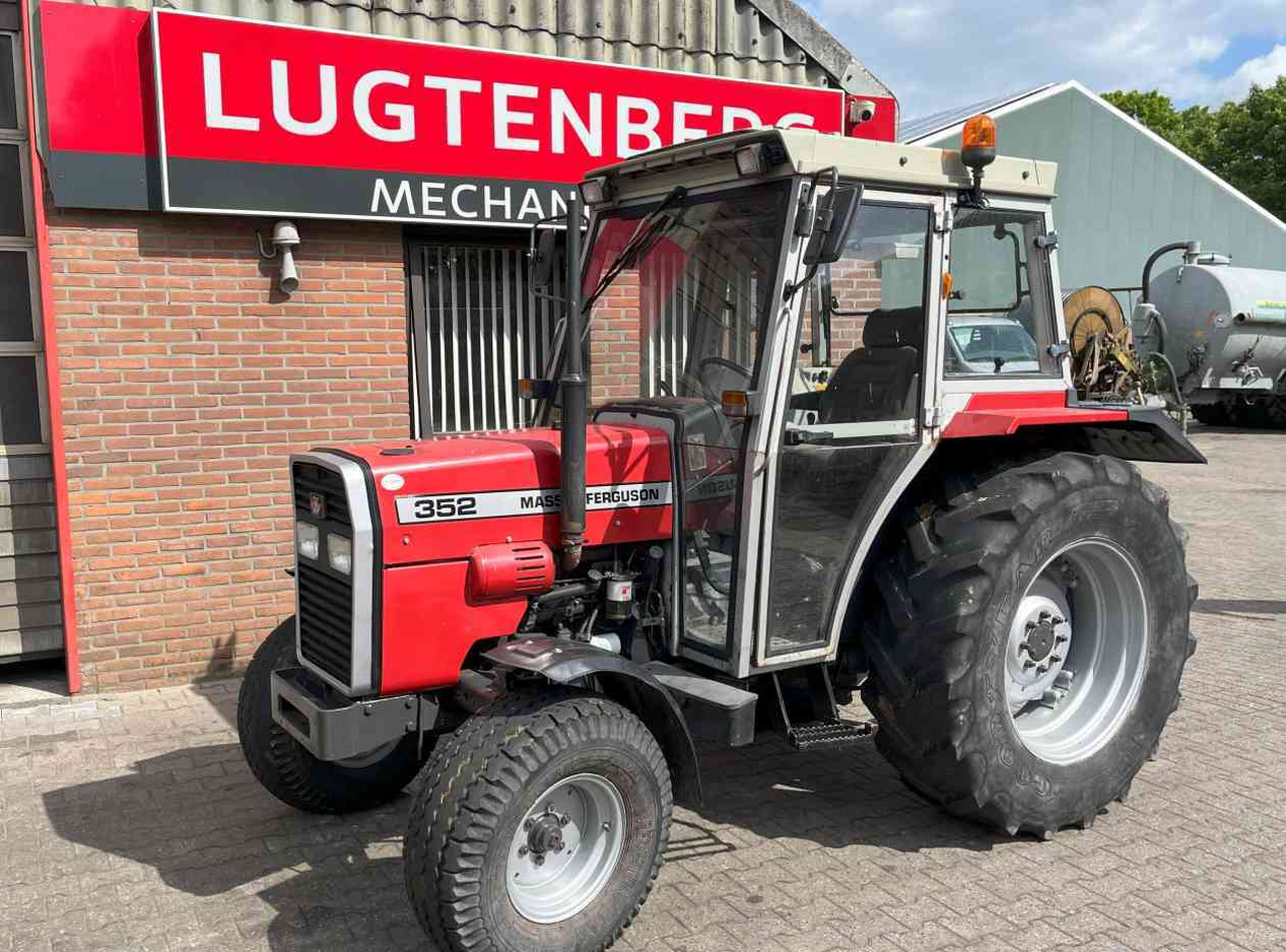 Massey Ferguson 352 Turbo Tractoren. - Traktors: foto 3 Massey Ferguson 352 Turbo Tractoren. - Traktors: foto 3