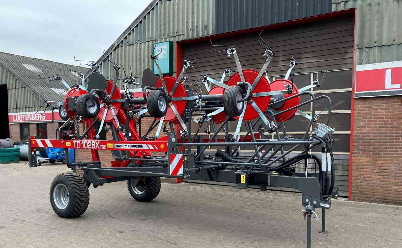 Massey Ferguson TD 1028X TRC Haaktandschudder Lely Lotus weidebouwmachines. - Vālotājs/ Ārdītājs: foto 1 Massey Ferguson TD 1028X TRC Haaktandschudder Lely Lotus weidebouwmachines. - Vālotājs/ Ārdītājs: foto 1