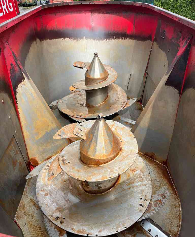 Peecon VME 250 Voermengwagen voermachines līzingu Peecon VME 250 Voermengwagen voermachines: foto 7