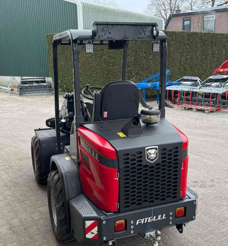 Pitbull X27-45CRT Minishovel - Riteņu iekrāvējs: foto 4 Pitbull X27-45CRT Minishovel - Riteņu iekrāvējs: foto 4