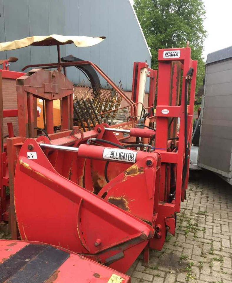 Redrock Alligator Kuilhapper Voermachines - Lopbarības sagatavošanas tehnika: foto 1 Redrock Alligator Kuilhapper Voermachines - Lopbarības sagatavošanas tehnika: foto 1
