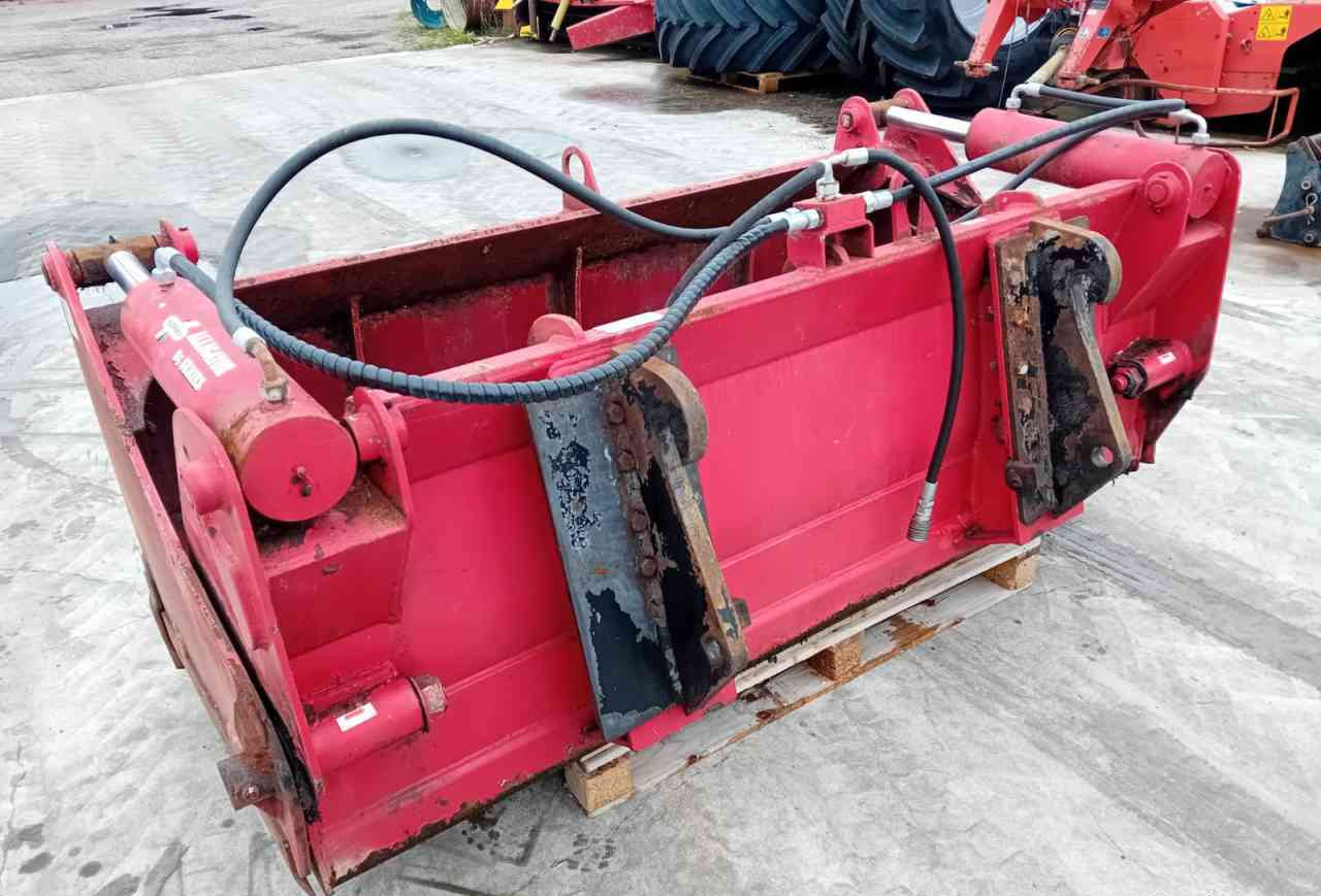 Redrock Allround 85-200 kuilhapper Volvo L30 aansl. voermachines - Lopbarības sagatavošanas tehnika: foto 4 Redrock Allround 85-200 kuilhapper Volvo L30 aansl. voermachines - Lopbarības sagatavošanas tehnika: foto 4