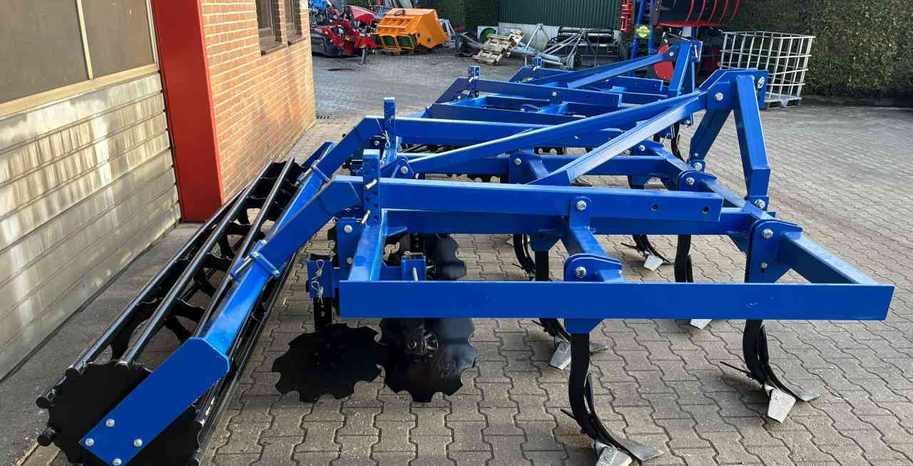 STP RKW 3 Vleugelschaar cultivator pakkerrol grondbewerking - Kultivators: foto 5 STP RKW 3 Vleugelschaar cultivator pakkerrol grondbewerking - Kultivators: foto 5