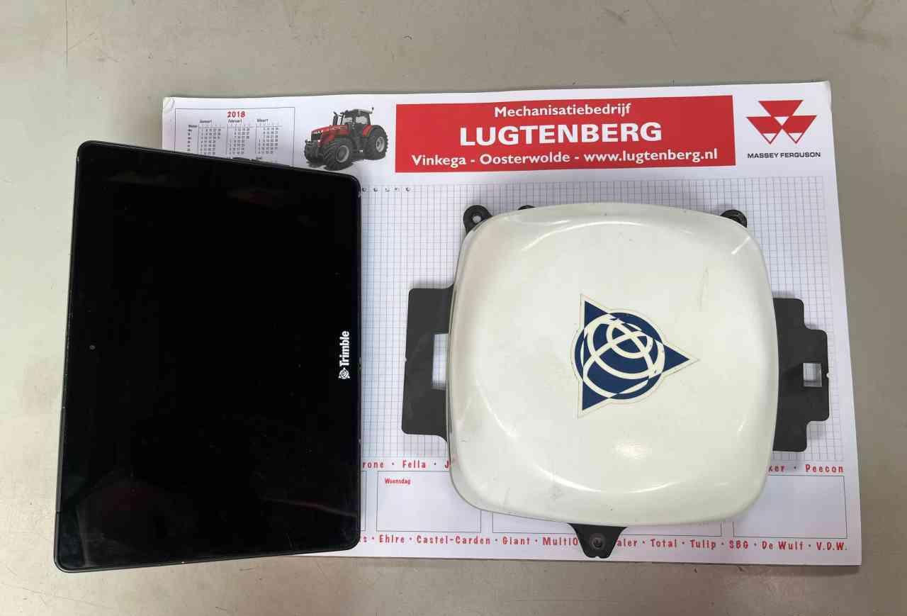 Trimble GFX 750 GPS systeem tractoren - Navigācijas sistēma - Lauksaimniecības tehnika: foto 1 Trimble GFX 750 GPS systeem tractoren - Navigācijas sistēma - Lauksaimniecības tehnika: foto 1