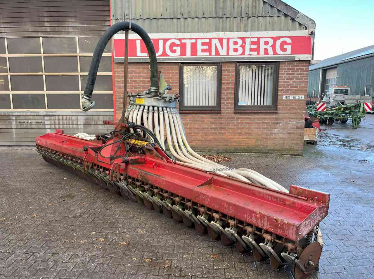 Vredo Zodebemester graslandbemester injecteur mestverwerking - Šķidrmēslu iestrādes inžektors: foto 2 Vredo Zodebemester graslandbemester injecteur mestverwerking - Šķidrmēslu iestrādes inžektors: foto 2