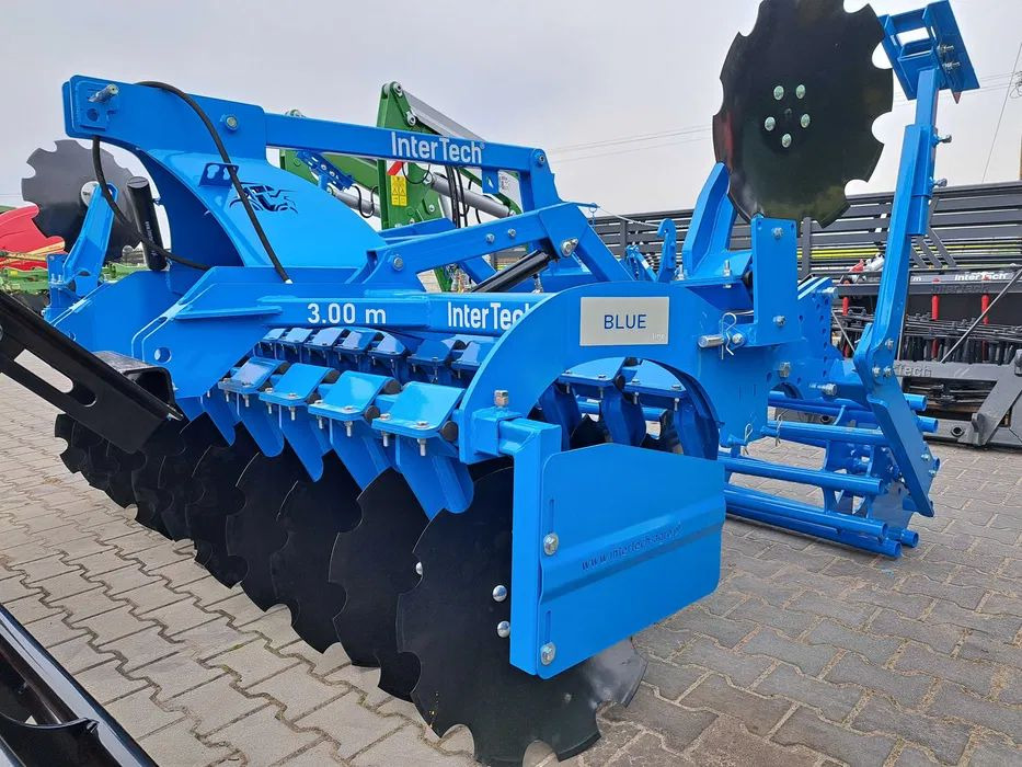 Agregat talerzowy INTER-TECH 2,7 3,0 4,0M hydropak - Disku ecēša: foto 1 Agregat talerzowy INTER-TECH 2,7 3,0 4,0M hydropak - Disku ecēša: foto 1