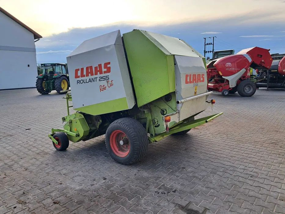 Claas Rollant 255 RC - Rituļu prese: foto 4 Claas Rollant 255 RC - Rituļu prese: foto 4
