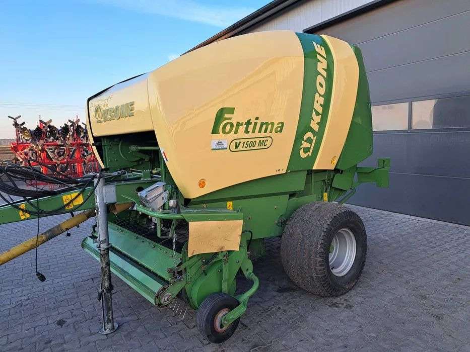Krone Fortima V 1500 MC - Rituļu prese: foto 2 Krone Fortima V 1500 MC - Rituļu prese: foto 2