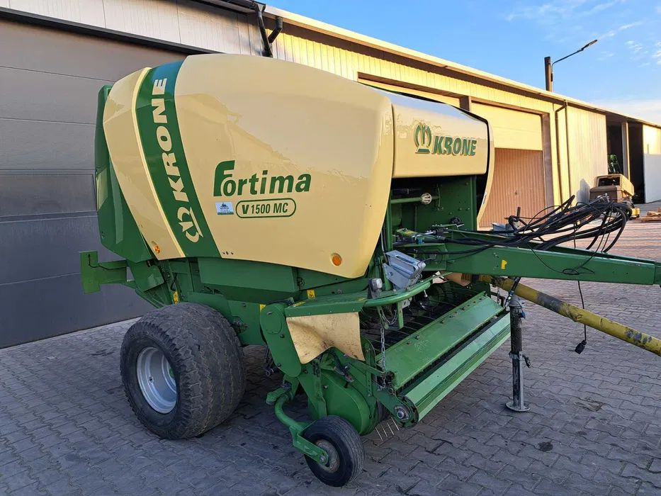 Krone Fortima V 1500 MC - Rituļu prese: foto 1 Krone Fortima V 1500 MC - Rituļu prese: foto 1