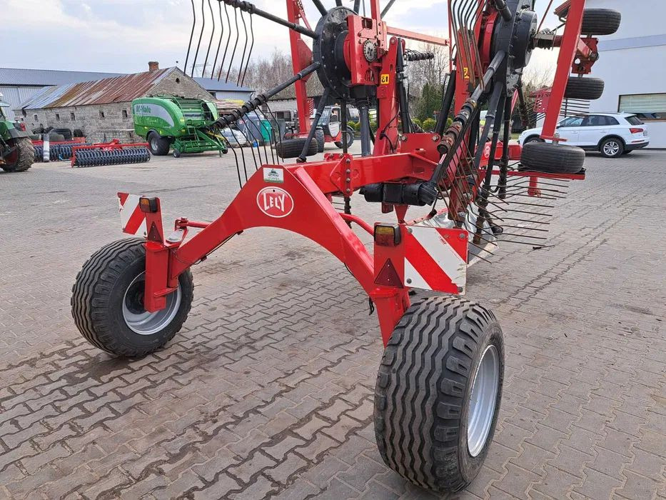 Lely hibiscus 745 CD Vario - Vālotājs/ Ārdītājs: foto 2 Lely hibiscus 745 CD Vario - Vālotājs/ Ārdītājs: foto 2