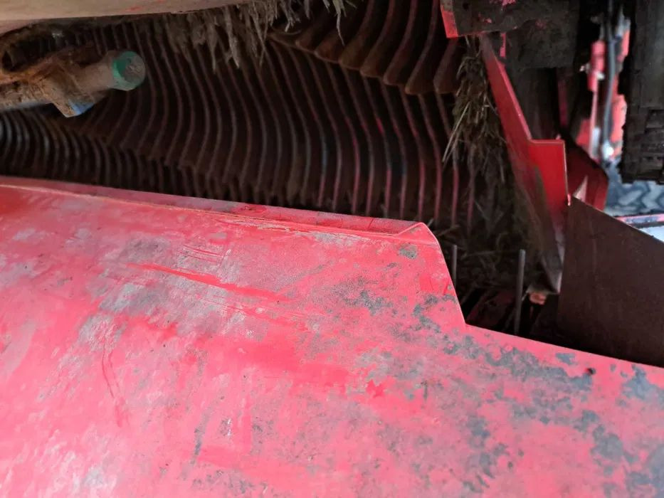 Przyczepa samozbierająca Pottinger Europrofi 5000 - Savācējpiekabe: foto 5 Przyczepa samozbierająca Pottinger Europrofi 5000 - Savācējpiekabe: foto 5