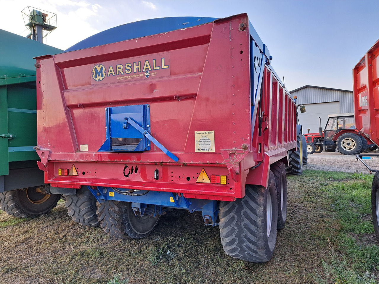 Przyczepa skorupowa Marshall 15 ton - Lauksaimniecības piekabe: foto 5 Przyczepa skorupowa Marshall 15 ton - Lauksaimniecības piekabe: foto 5