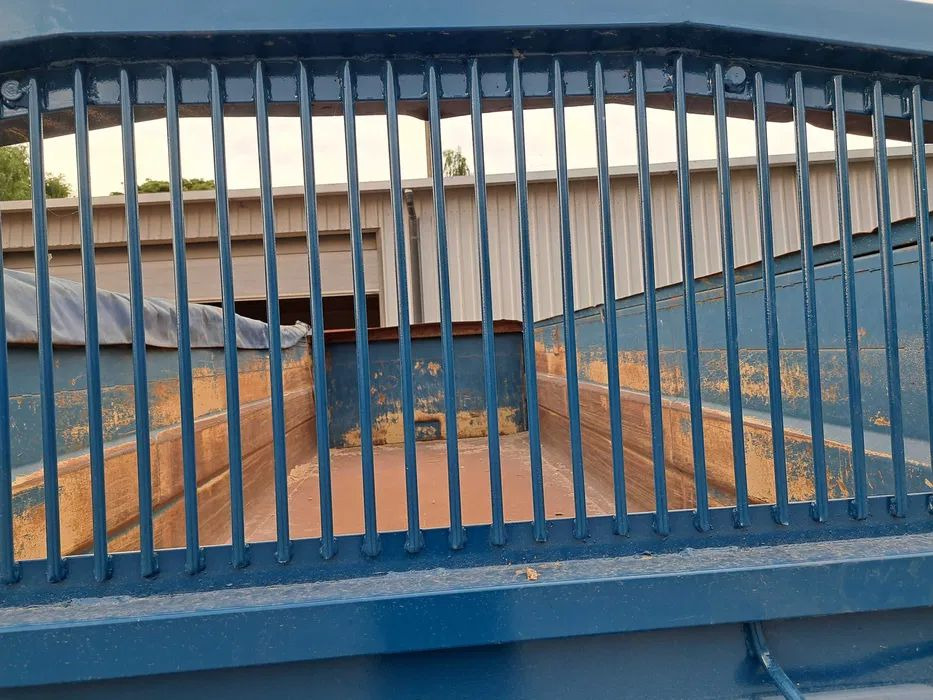 Przyczepa skorupowa Marston 14 ton - Lauksaimniecības piekabe: foto 2 Przyczepa skorupowa Marston 14 ton - Lauksaimniecības piekabe: foto 2