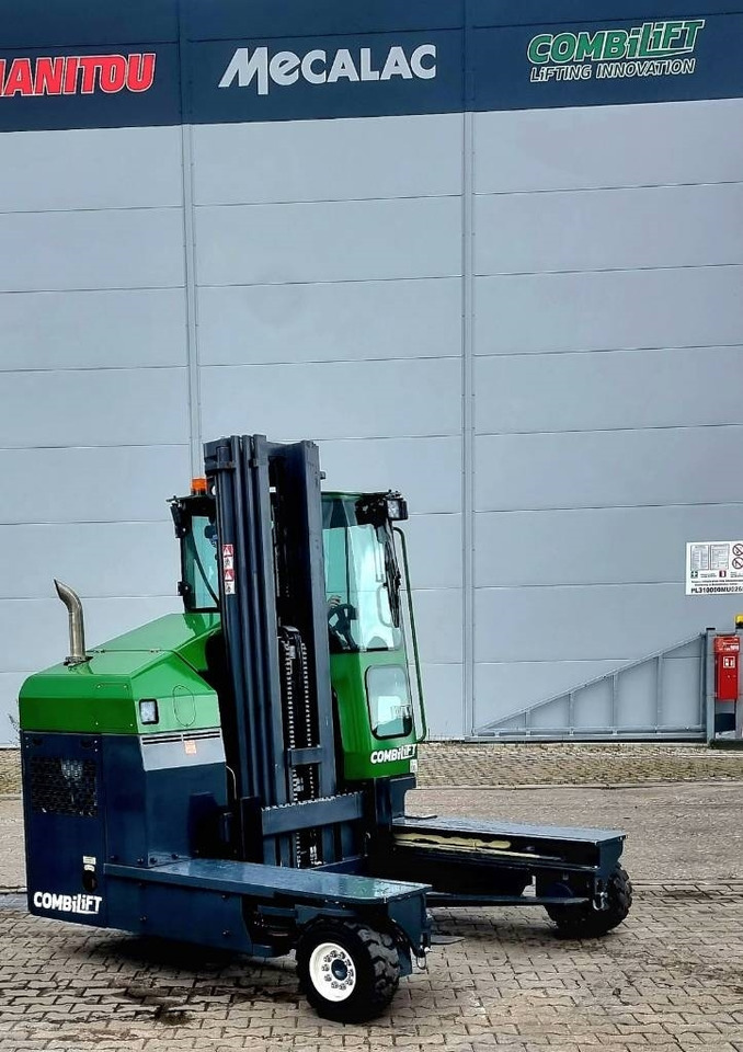 Combilift C 4000 MK4 DIESEL - Četru pušu autokrāvējs: foto 2 Combilift C 4000 MK4 DIESEL - Četru pušu autokrāvējs: foto 2