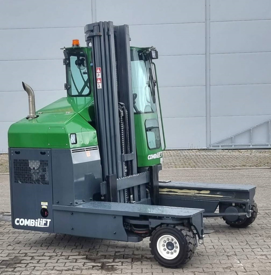 Combilift C 4000 MK4 DIESEL - Četru pušu autokrāvējs: foto 4 Combilift C 4000 MK4 DIESEL - Četru pušu autokrāvējs: foto 4