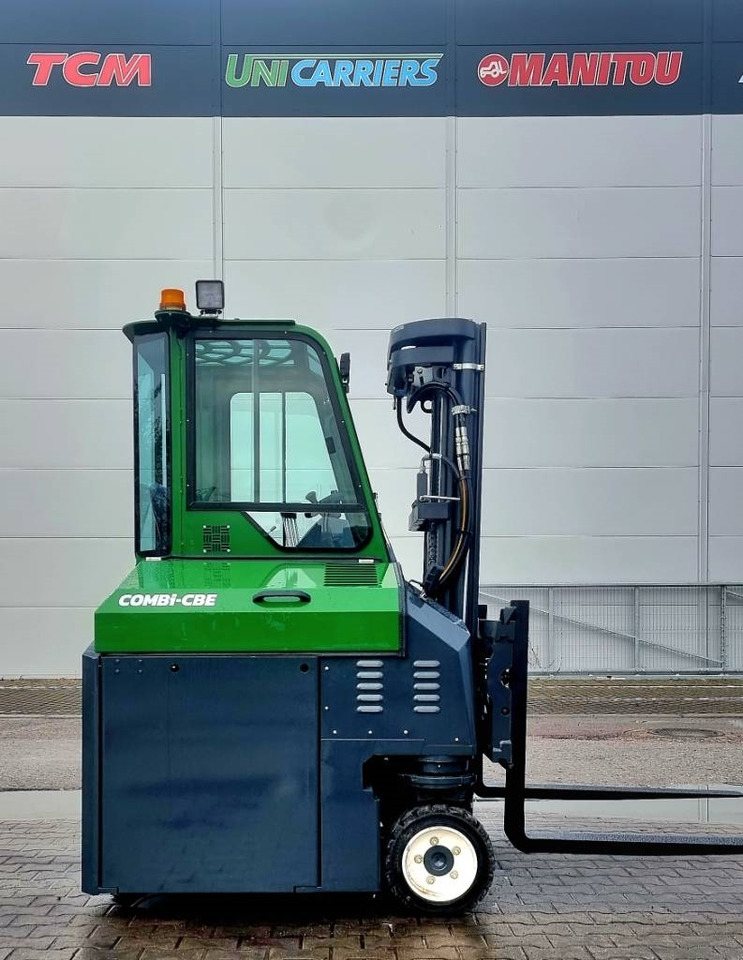 Combilift CBE 2500 - Četru pušu autokrāvējs: foto 4 Combilift CBE 2500 - Četru pušu autokrāvējs: foto 4