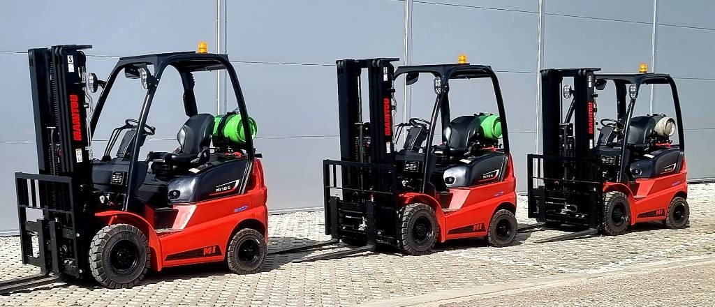 Manitou MI 18 G NEW TRIPLEX 4700mm - Gāzes iekrāvējs: foto 3 Manitou MI 18 G NEW TRIPLEX 4700mm - Gāzes iekrāvējs: foto 3