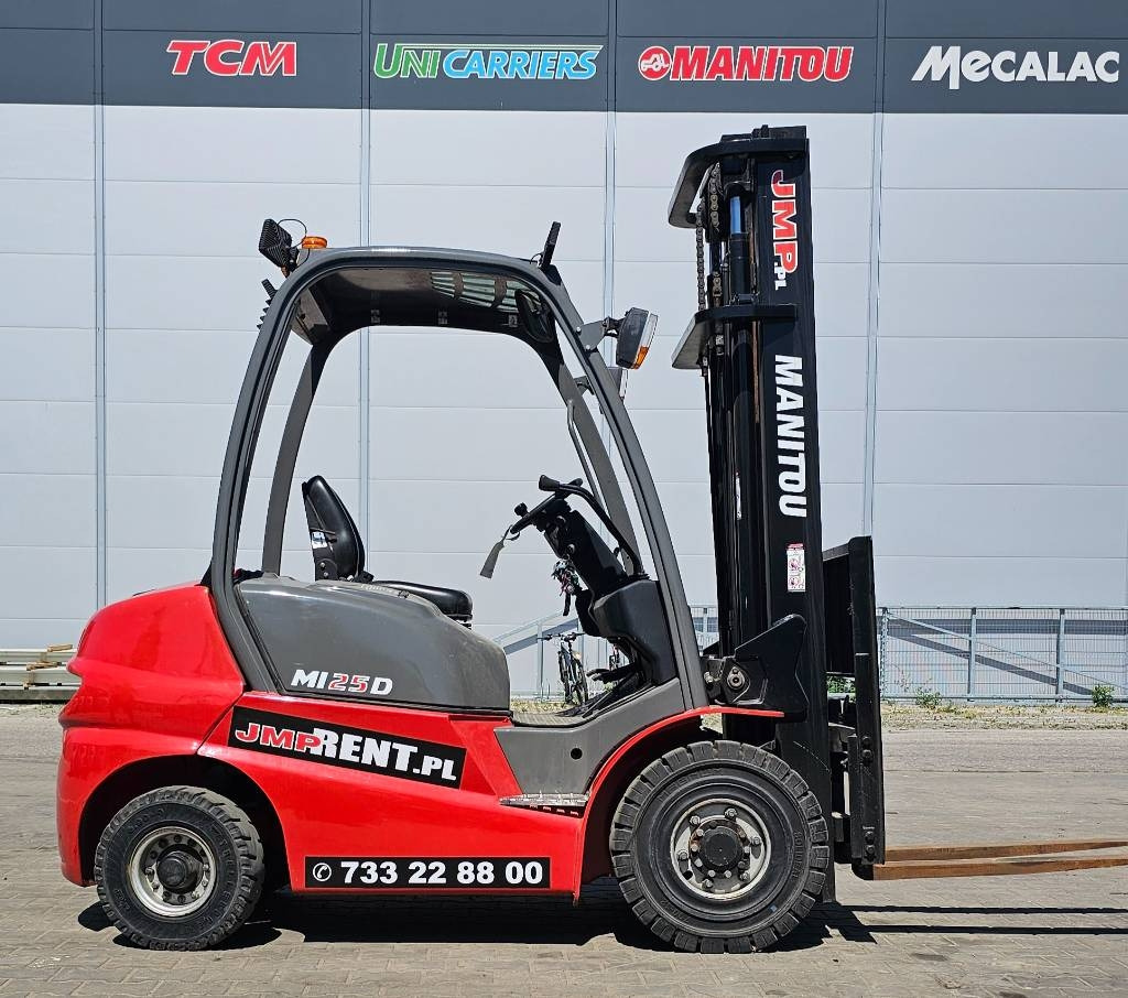 Manitou MI 25 D - Dīzeļiekrāvējs: foto 2 Manitou MI 25 D - Dīzeļiekrāvējs: foto 2