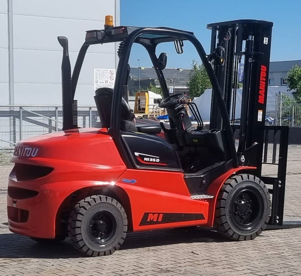Manitou MI 35 D UNUSED - Dīzeļiekrāvējs: foto 2 Manitou MI 35 D UNUSED - Dīzeļiekrāvējs: foto 2