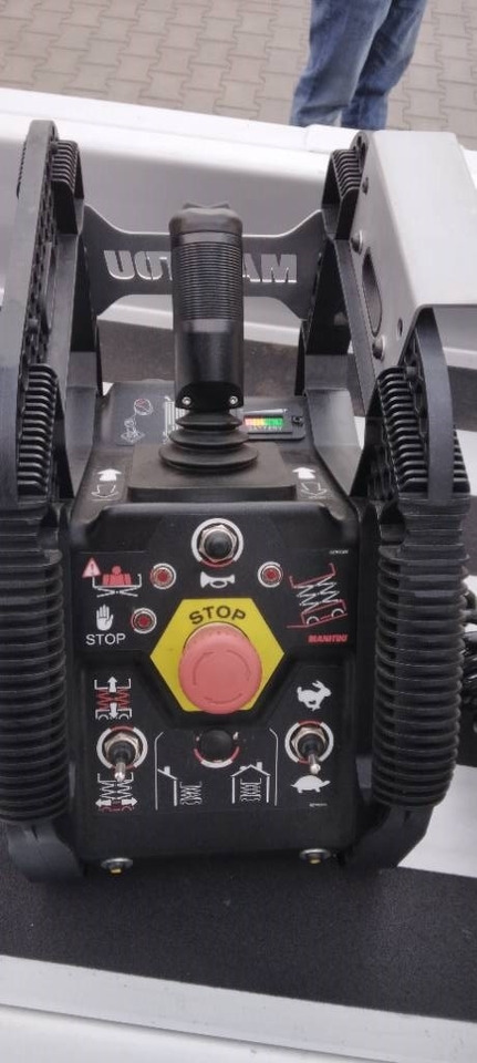 Šķērveida pacēlājs Manitou SE 0808 S1 DEMO: foto 16