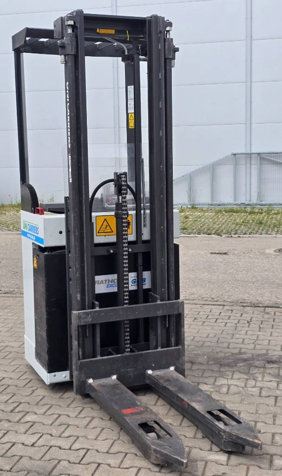 UniCarriers ASN 160 - Bīdmasta krautņotājs: foto 4 UniCarriers ASN 160 - Bīdmasta krautņotājs: foto 4