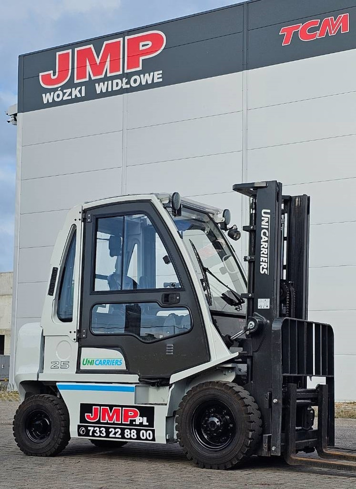 UniCarriers U1D2A25LQ DX25 - Gāzes iekrāvējs: foto 3 UniCarriers U1D2A25LQ DX25 - Gāzes iekrāvējs: foto 3