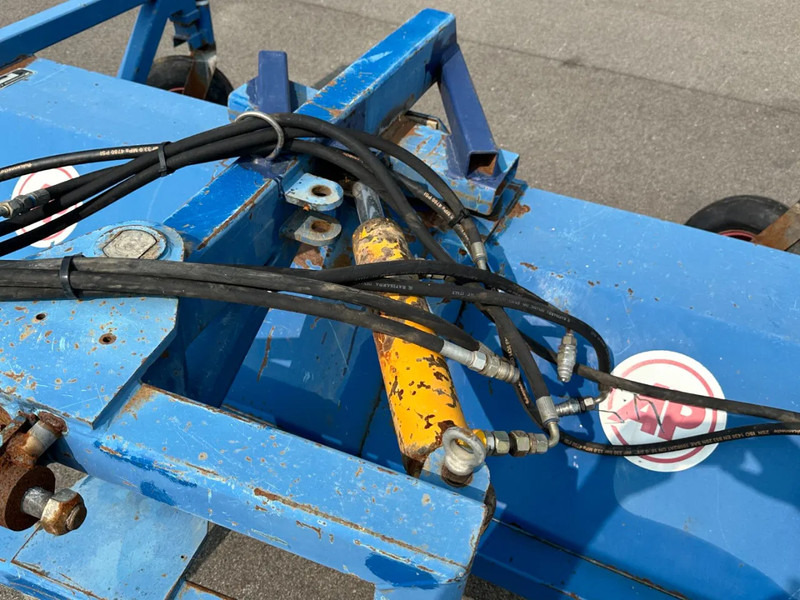 AP VHZ 2500 - Rūpnieciskais slaucītājs: foto 4 AP VHZ 2500 - Rūpnieciskais slaucītājs: foto 4