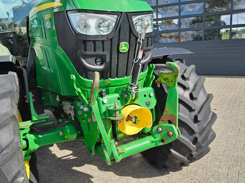 John Deere 6125R Autopower - Traktors: foto 4 John Deere 6125R Autopower - Traktors: foto 4