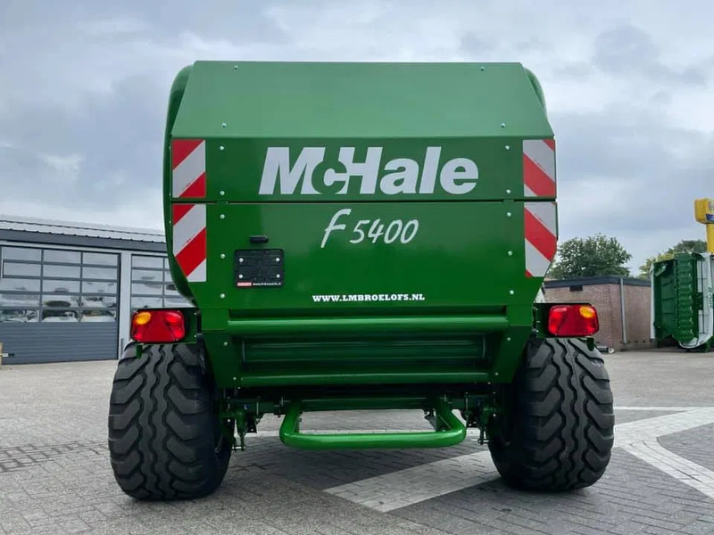 McHale F5400 - Rituļu prese: foto 3 McHale F5400 - Rituļu prese: foto 3