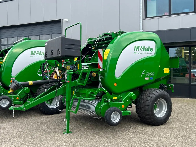 McHale F5400 - Rituļu prese: foto 4 McHale F5400 - Rituļu prese: foto 4