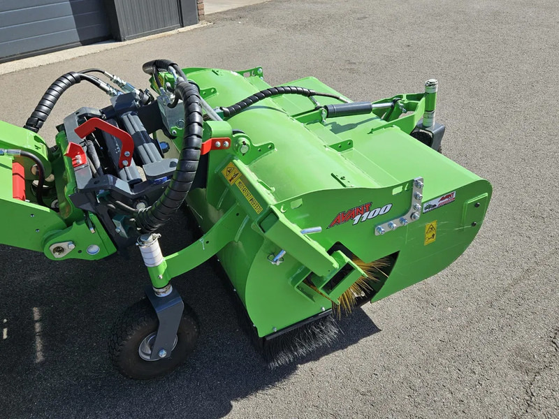 Avant 1100 Borstel met opvangbak - Papildaprīkojums - Lauksaimniecības tehnika: foto 4 Avant 1100 Borstel met opvangbak - Papildaprīkojums - Lauksaimniecības tehnika: foto 4