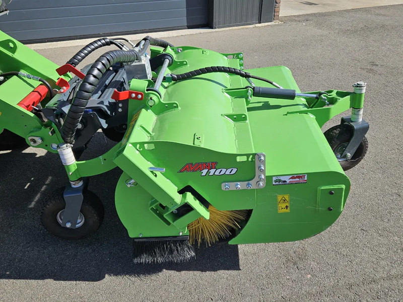 Avant 1100 Borstel met opvangbak - Papildaprīkojums - Lauksaimniecības tehnika: foto 3 Avant 1100 Borstel met opvangbak - Papildaprīkojums - Lauksaimniecības tehnika: foto 3