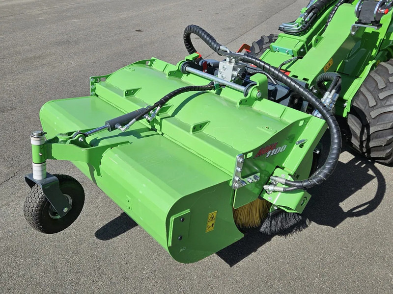 Avant 1100 Borstel met opvangbak - Papildaprīkojums - Lauksaimniecības tehnika: foto 2 Avant 1100 Borstel met opvangbak - Papildaprīkojums - Lauksaimniecības tehnika: foto 2