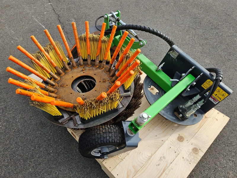 Avant Tuin en park Onkruidborstel - Papildaprīkojums - Lauksaimniecības tehnika: foto 4 Avant Tuin en park Onkruidborstel - Papildaprīkojums - Lauksaimniecības tehnika: foto 4