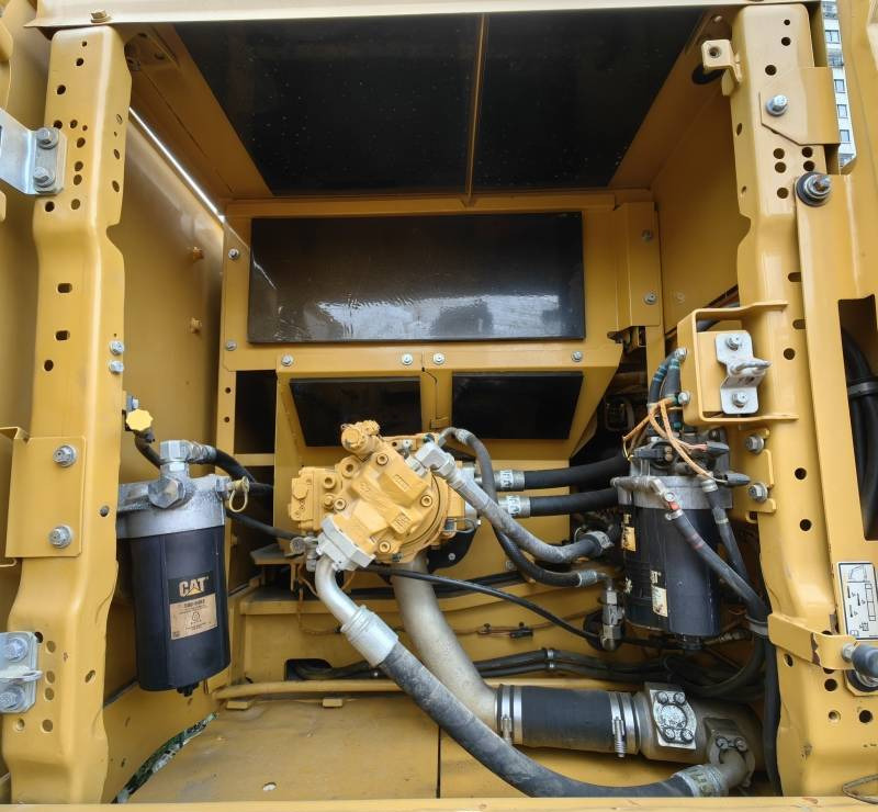 CAT 336d Caterpillar tracked excavator Warranty up to 10 YEARS CAT 336d Caterpillar гусеничний екскаватор Гарантія до 10 РОКІВ CAT 336d Caterpillar koparka gąsienicowa Gwarancja do 10 LAT - Kāpurķēžu ekskavators: foto 3 CAT 336d Caterpillar tracked excavator Warranty up to 10 YEARS CAT 336d Caterpillar гусеничний екскаватор Гарантія до 10 РОКІВ CAT 336d Caterpillar koparka gąsienicowa Gwarancja do 10 LAT - Kāpurķēžu ekskavators: foto 3