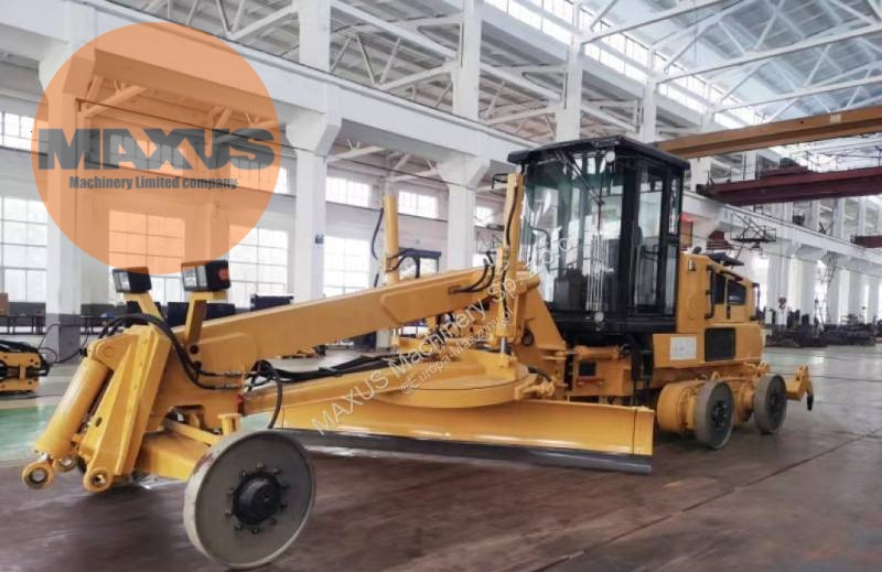 MAXUS Maxus Grader 12,5t - Greiders: foto 1 MAXUS Maxus Grader 12,5t - Greiders: foto 1