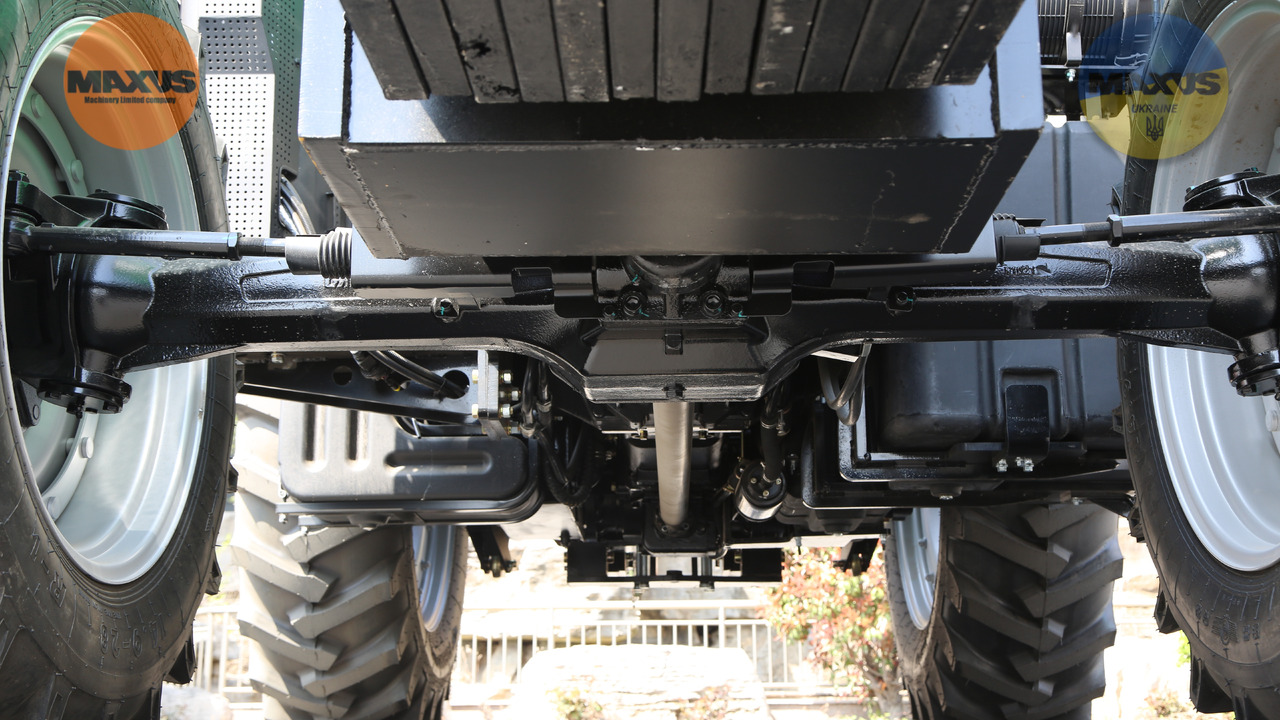 MAXUS Новий трактор MAXUS 200 к.с. 4x4 - Traktors: foto 5 MAXUS Новий трактор MAXUS 200 к.с. 4x4 - Traktors: foto 5