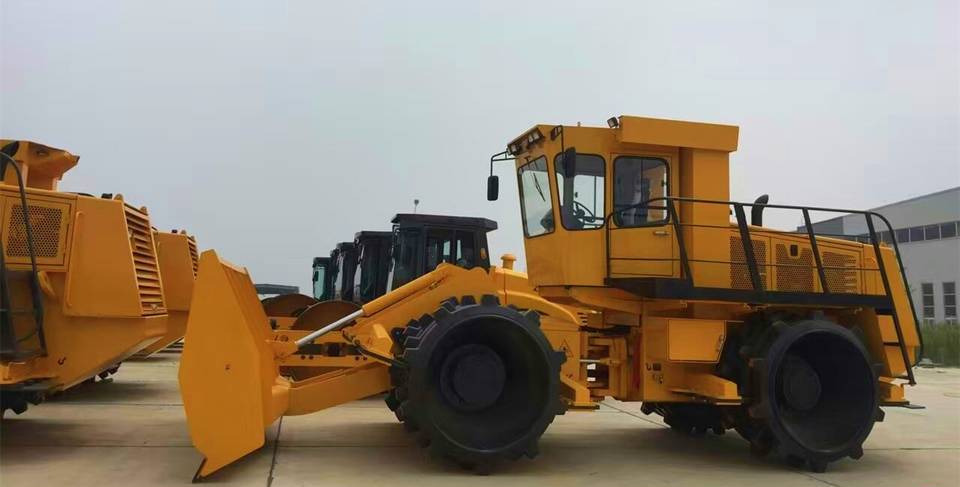 NEW MAXUS COMPACTOR 35 TONS Warranty НОВИЙ КОМПАКТОР MAXUS 35 ТОН Гарантія - Vibrorullis: foto 1 NEW MAXUS COMPACTOR 35 TONS Warranty НОВИЙ КОМПАКТОР MAXUS 35 ТОН Гарантія - Vibrorullis: foto 1