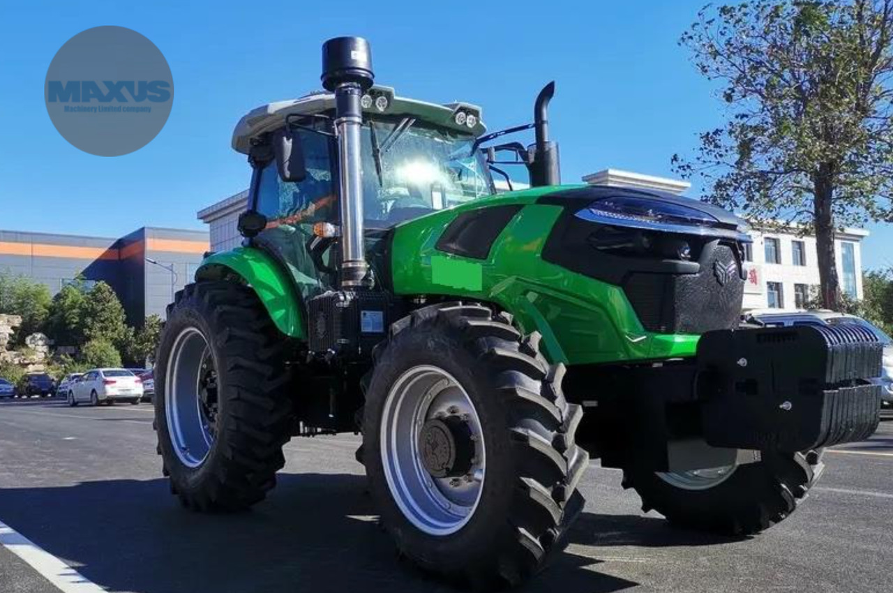 New Tractor MAXUS 200HP 4x4 200HP 4x4 - Traktors: foto 2 New Tractor MAXUS 200HP 4x4 200HP 4x4 - Traktors: foto 2