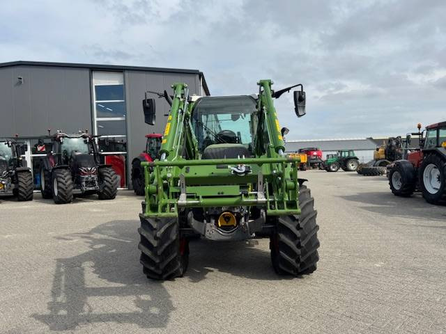 Fendt 314 Profi Gen4, FH+FR.PTO+Voorlader, 740 uur! - Traktors: foto 5 Fendt 314 Profi Gen4, FH+FR.PTO+Voorlader, 740 uur! - Traktors: foto 5
