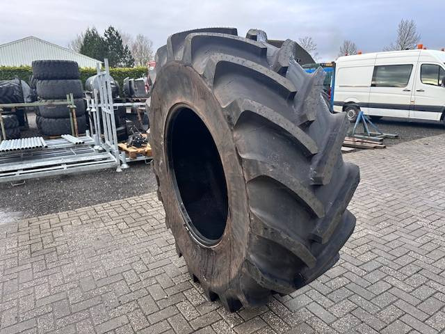 Michelin 650/75 R38 MachXbib Neu - Riepas un diski - Lauksaimniecības tehnika: foto 2 Michelin 650/75 R38 MachXbib Neu - Riepas un diski - Lauksaimniecības tehnika: foto 2