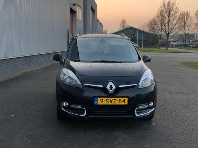 Renault Grand Scénic 1.5 dci 7 persoons - Vieglā automašīna: foto 5 Renault Grand Scénic 1.5 dci 7 persoons - Vieglā automašīna: foto 5